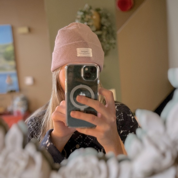 Mimi & August Beanie in Pale Rose - Picture 4 of 6